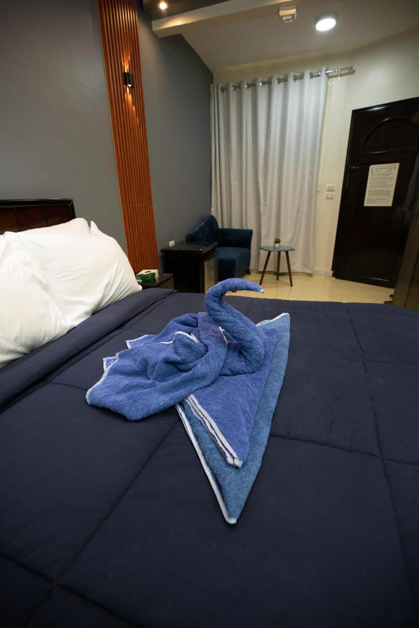 Horus Guest House Pyramids Kafrat al Jabal ภายนอก รูปภาพ